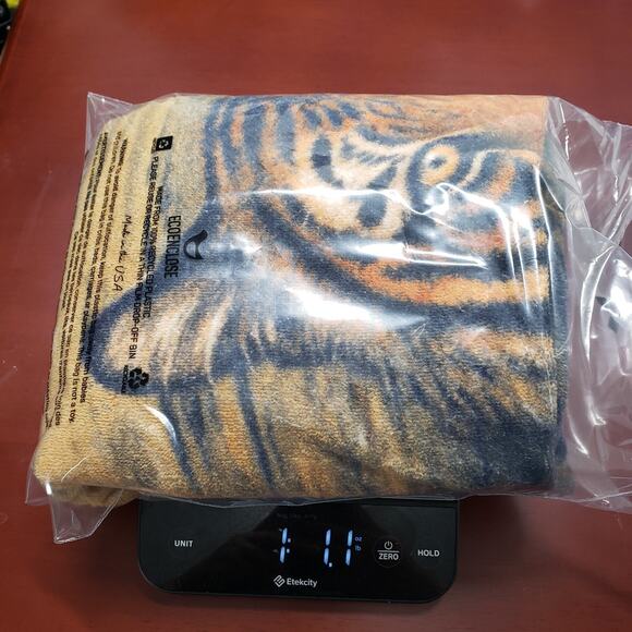 Vintage Hautman Brothers Collection Quiet Fire Tiger Beach Towel 30x59 Black - Picture 11 of 11